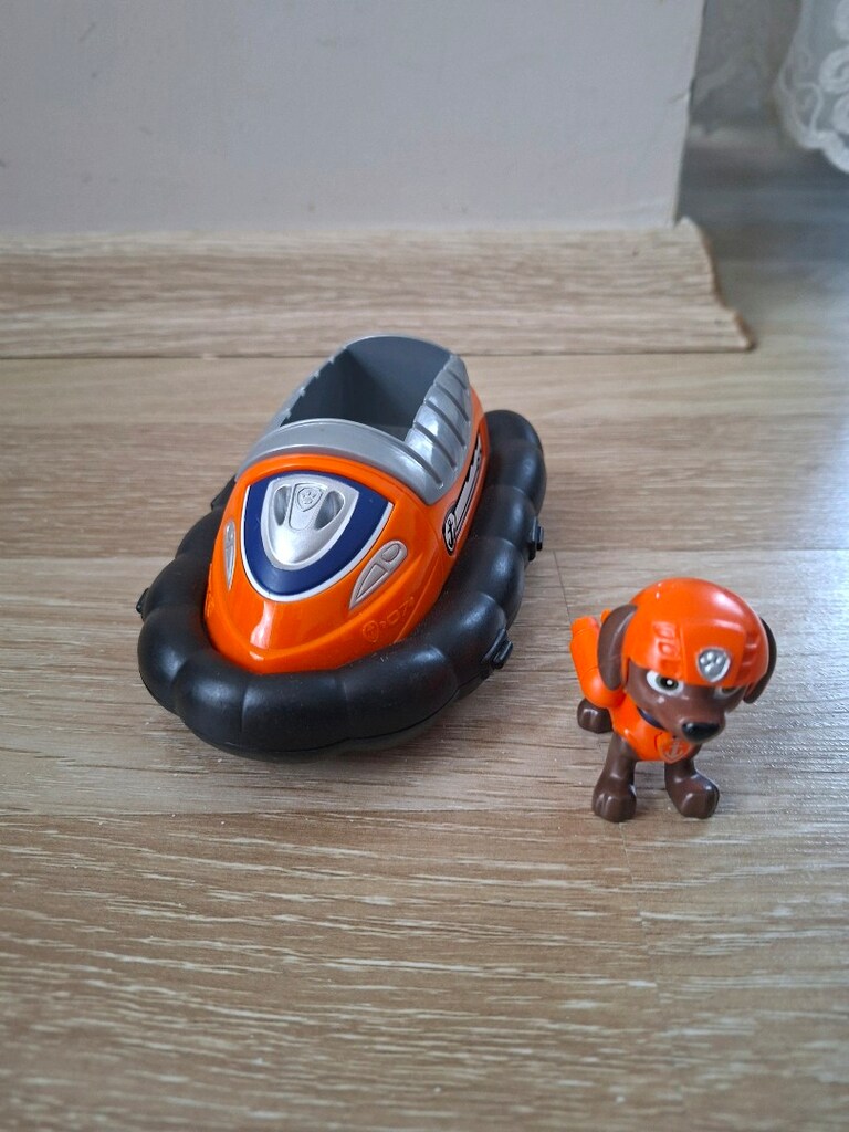 paw patrol zuma - 2
