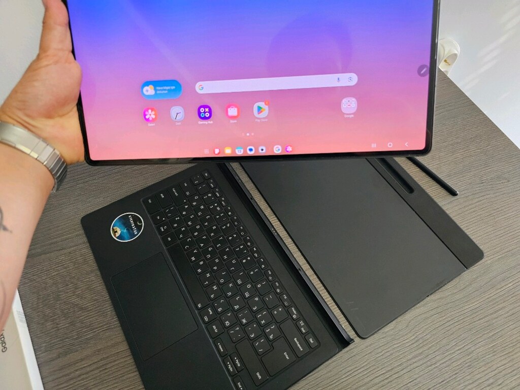 SAMSUNG GALAXY TAB S8 ULTRA DEV EKRAN TABLET - 9