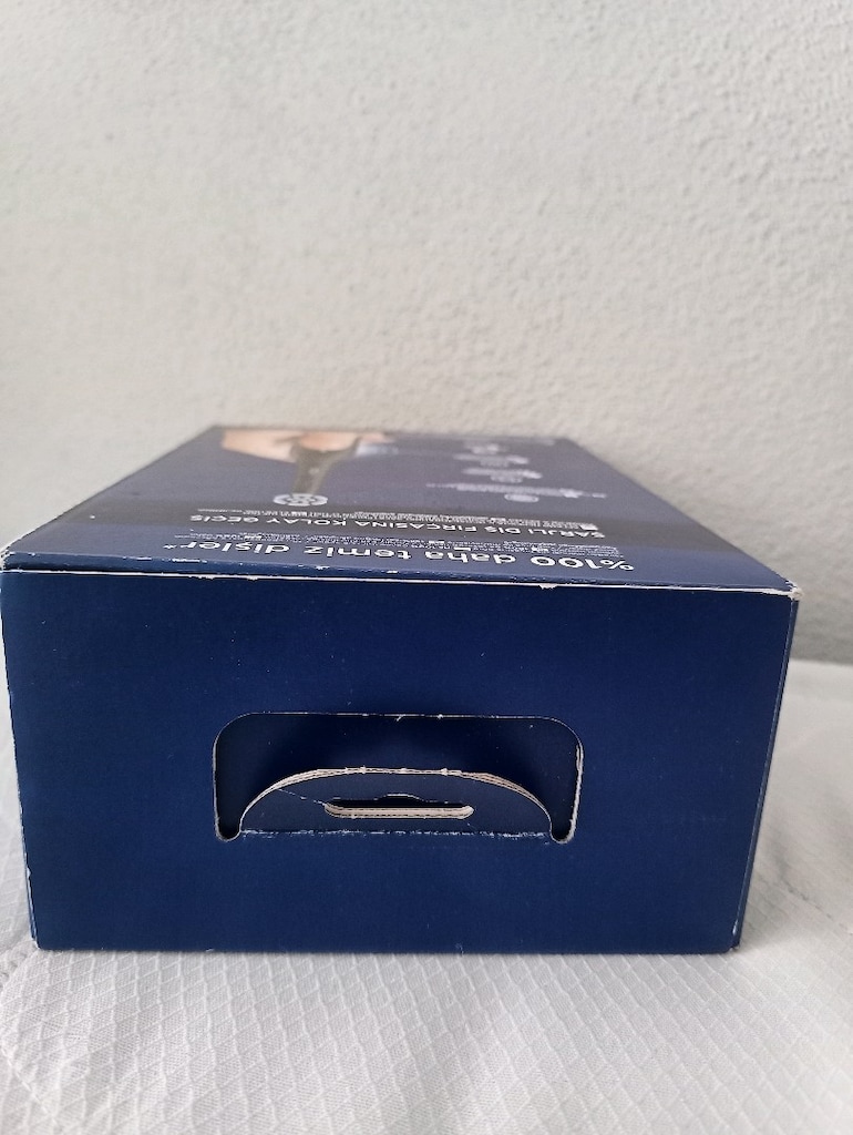 Oral-B iO2 Şarjlı Diş Fırçası Sıfır Kapalı Kutu + Seyahat Kutusu - 3