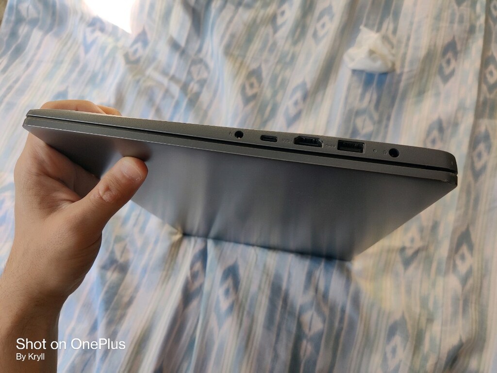 Lenovo Ideapad Slim 3 Lenovo Çanta+ JD Mouse İ5 12450H 8GB Ram 512 SSD - 9