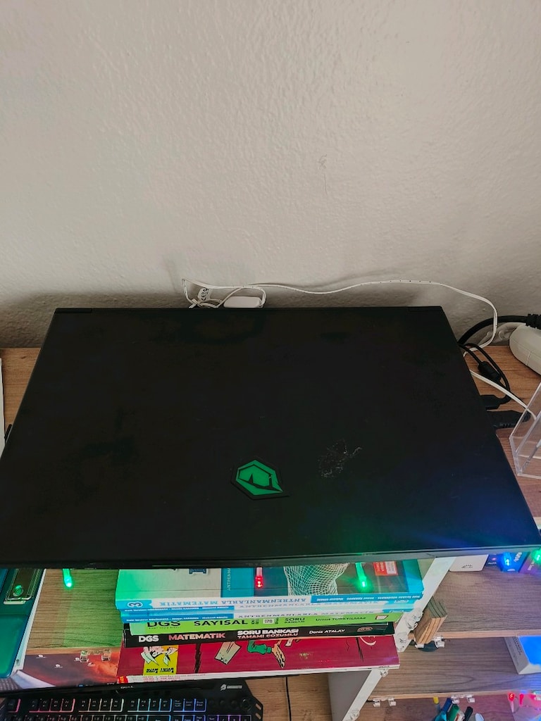 MONSTER TULPAR T7 V21 İ7.10750H. RTX 2070 SUPER 8GB 32 GB RAM 1 TB SSD - 3