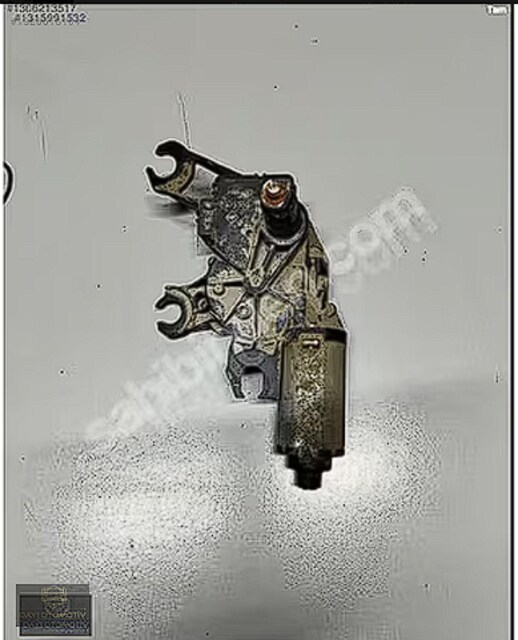 Q7ARKA SİLECEK MOTORU ORJİNAL