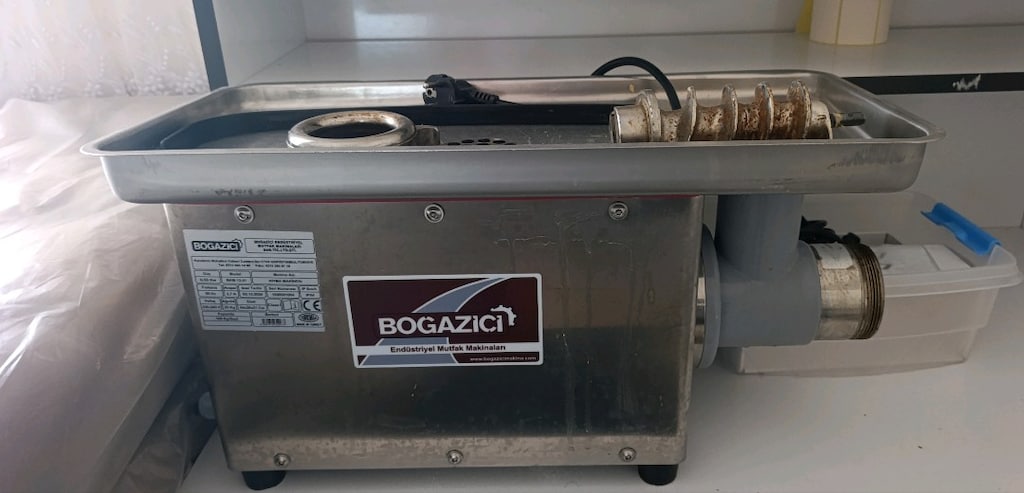 Bogaziçi No 12 Sökülebilir Paslanmaz Kiyma Makinesi 220V (2 EL ÜRÜN) - 2