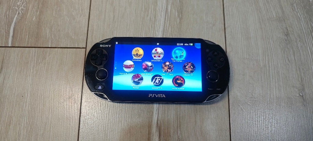 32 GB Oyun Yüklü Ps Vita Oled - 3