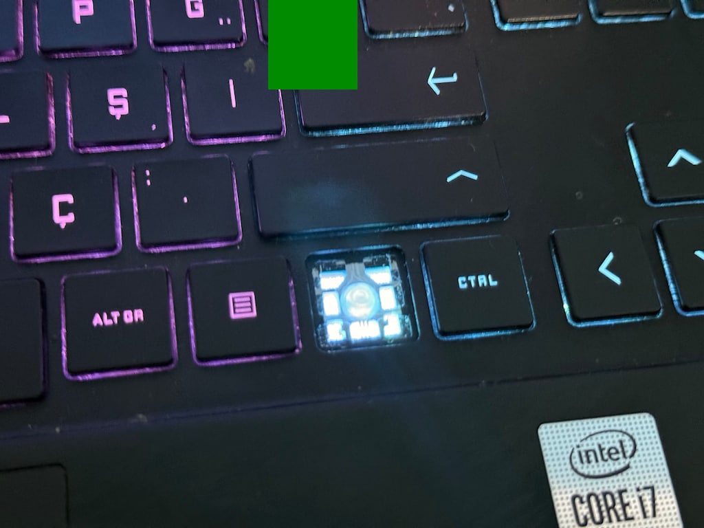 HP OMEN 15 | RTX 3070 | 300HZ | i7-10870H | 32 GB RAM |1 TB SSD| - 2