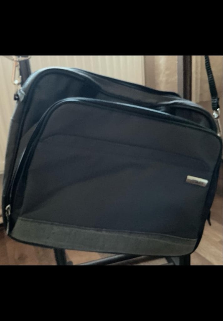 Asus laptop ve orjinal çantası ,orjinal delta şarj adaptörü - 9