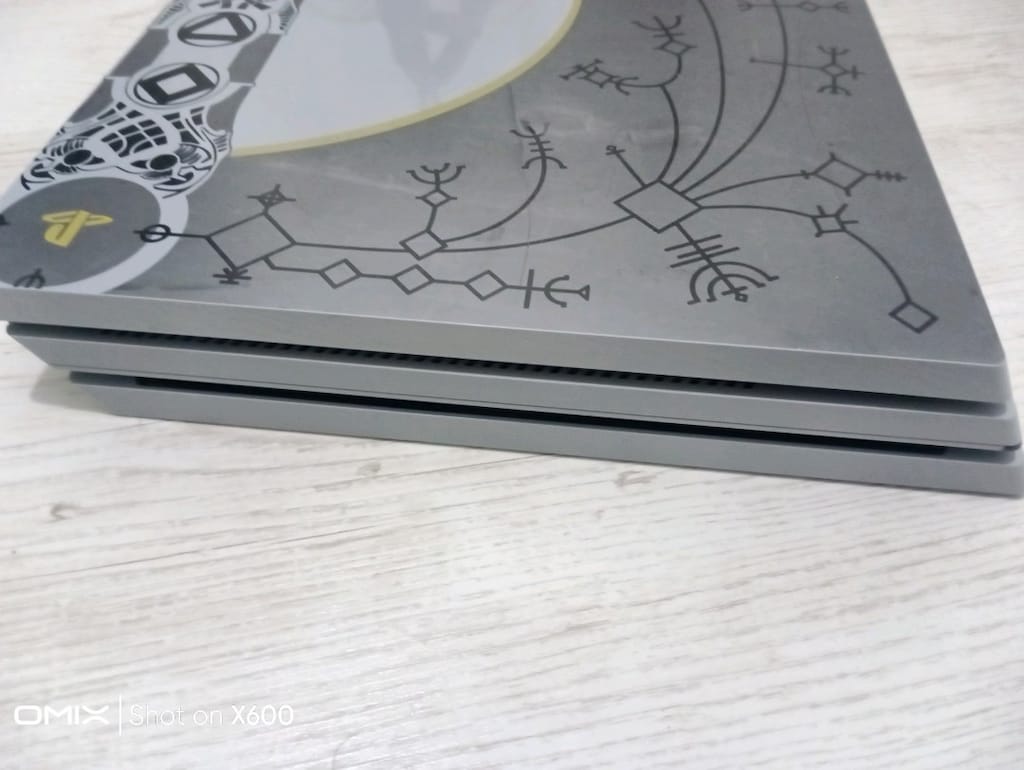 PS4 Pro 1TB God of War Limited Edition (KIRIK / HEN) + Orijinal Kol - 5