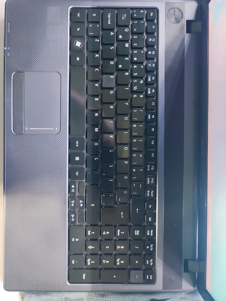 Acer laptop - 2