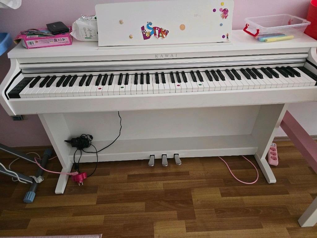 Kawai piyano - 2