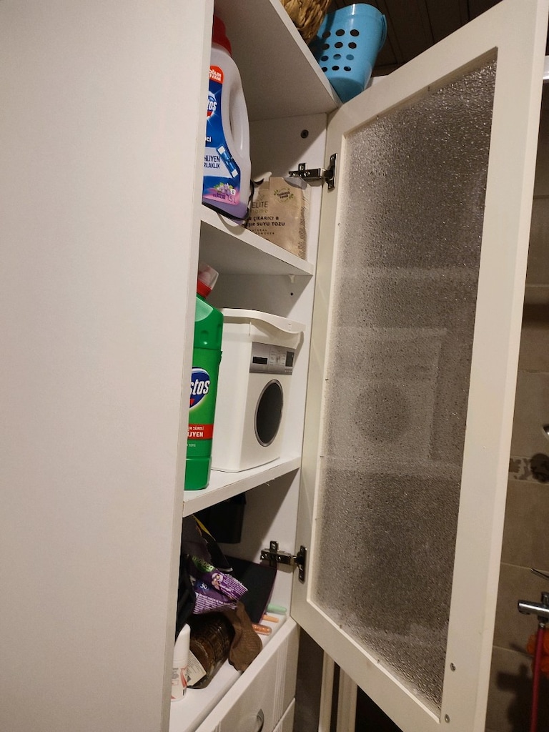 Kirli Sepetli Banyo Dolabı - 2