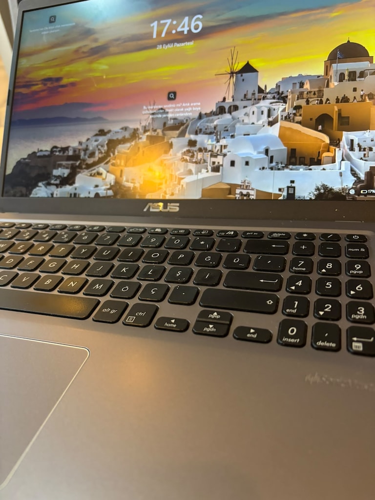 Asus X515EA-BQ1190 15.6'' Full HD Taşınabilir Bilgisayar 8GB RAM - 2