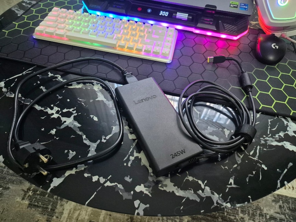 RTX 5060'LI GÜÇLÜ OYUNCU LAPTOPU – FULL GAMING SET - 11