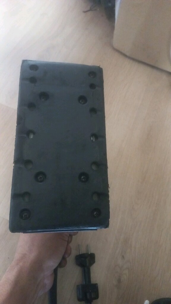 makita titreşimli zimpara 9046 - 3