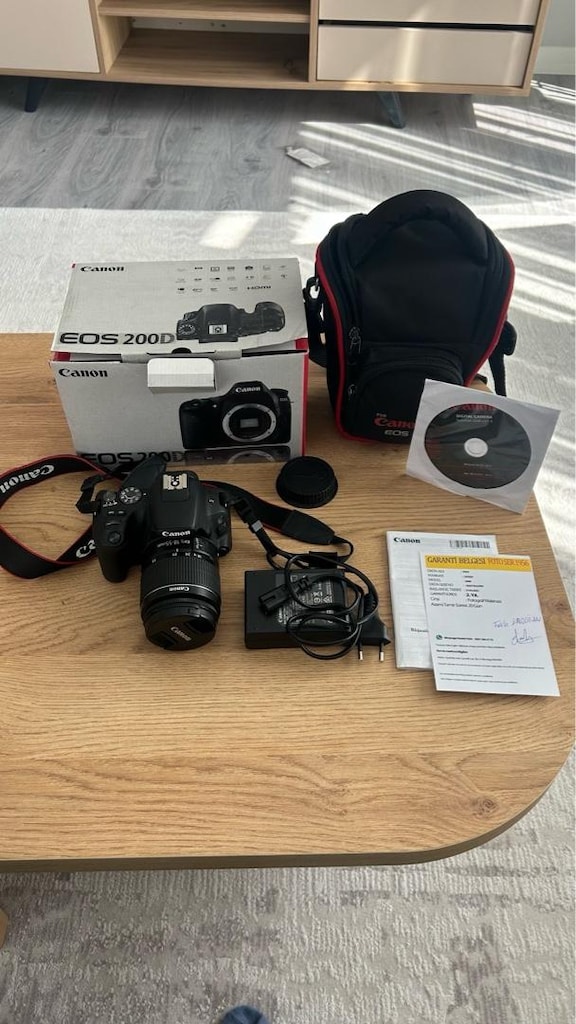 CANON Eos 200d - 9