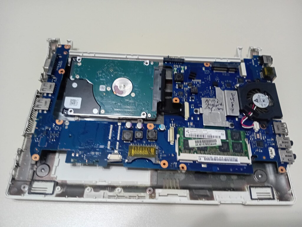 Samsung n150 mini notebook anakart // Konya - 2