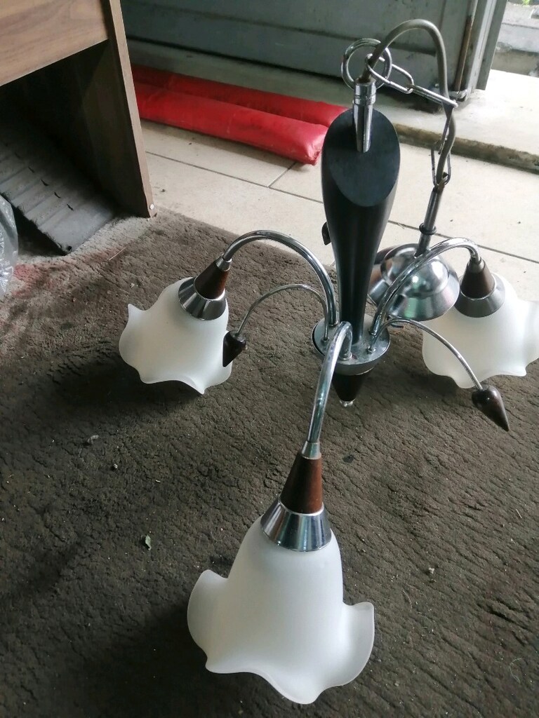 Üç kollu aydinlatma li - 3