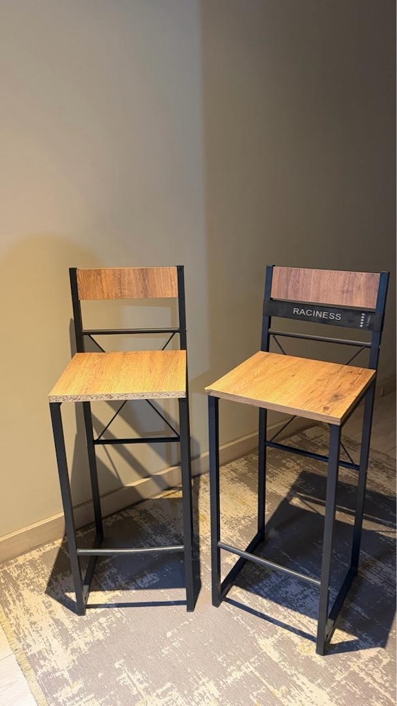2 Adet Bar Sandalyesi Satılık - 2