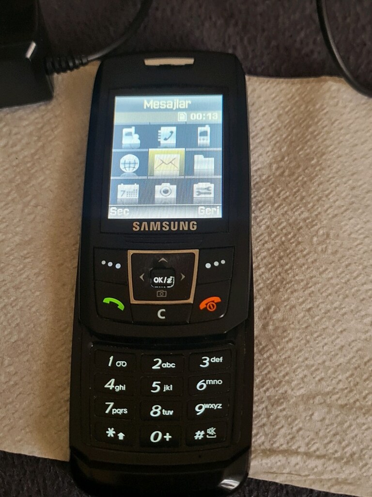 Samsung E250 - 17
