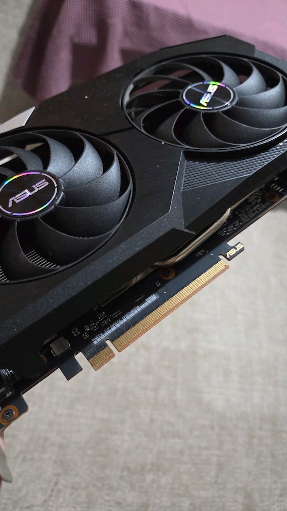 Asus amd radeon Rx6600 - 2