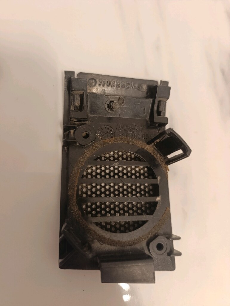 RENAULT 21 ÖN GÖĞÜS HOPARLÖR KAPAĞI SOL (L) (ÇIKMA ORJİNAL PARÇA) - 2