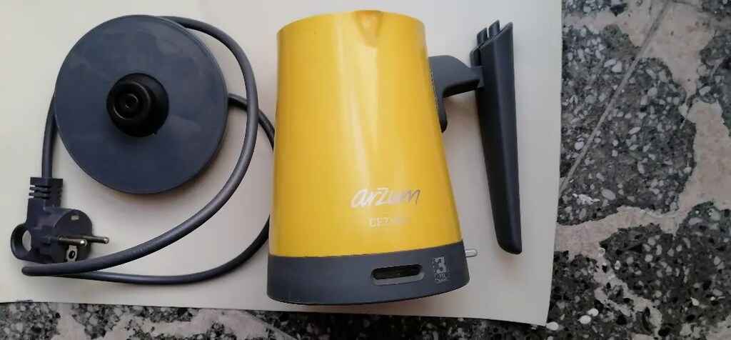 ARZUM AR3036 PAPATYA SERİSİKAHVE MAKİNESİ FAAL ÇALIŞIR DURUMDA