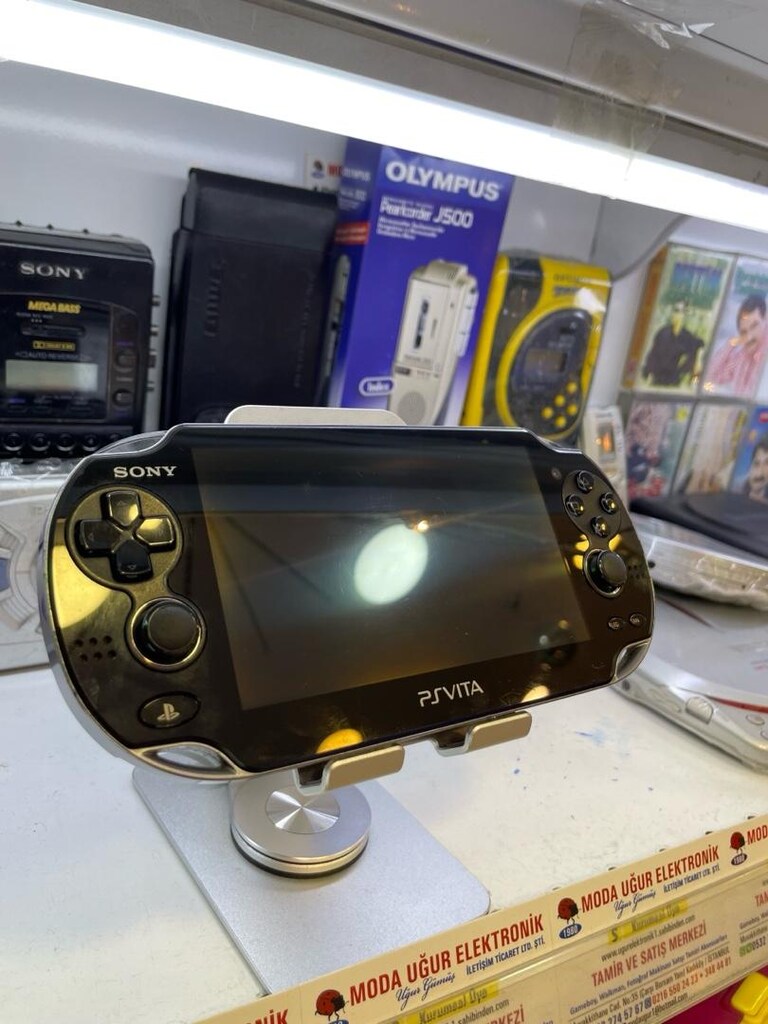 ps vita pch 1004