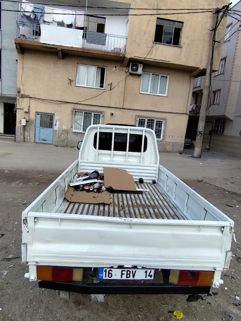 Hyundai Starex 2006 model kamyonet muayene yeni hasar kayıtsız - 5