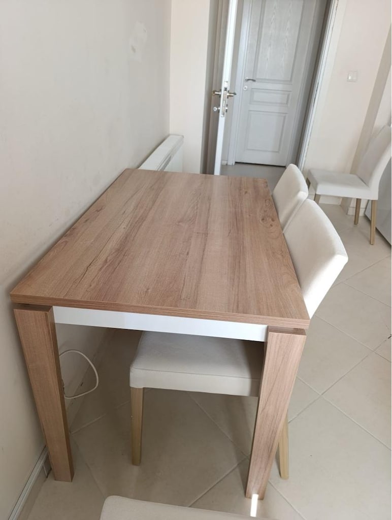 çok az kullanıldı tertemiz masa
