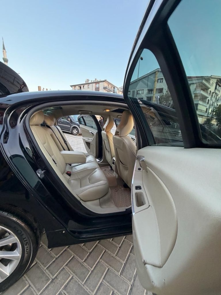 SİYAH İNCİ 2015 MODEL VOLVO S60 ADVENCE 1.6 D2 SUNROOFLU - 13