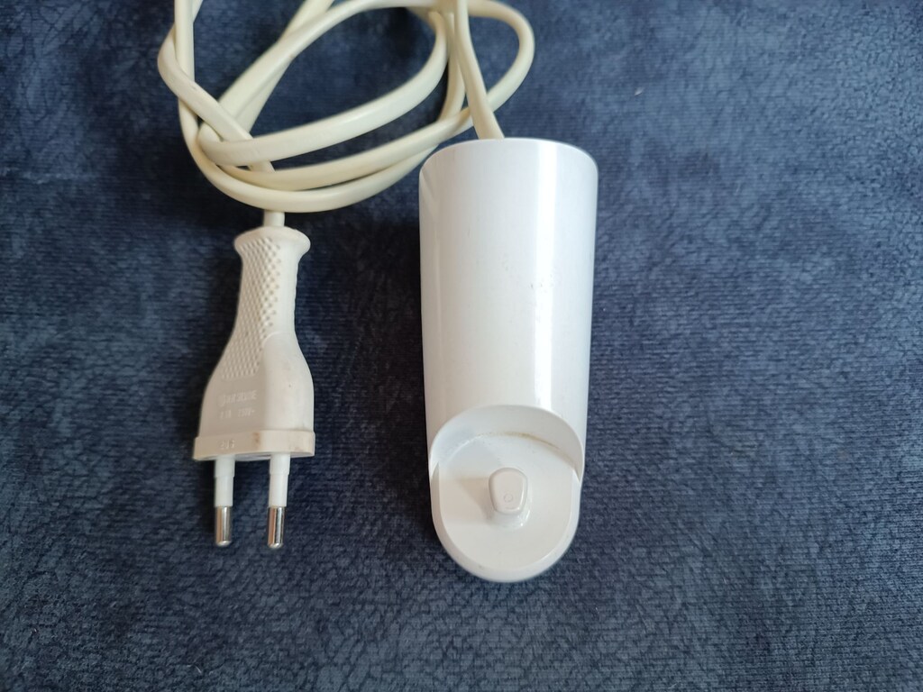 Braun 3709 Şarj Aleti - 3