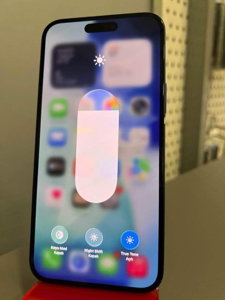 İPhone 15 Plus 128GB - 4