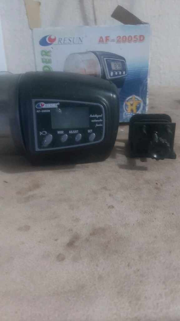 Akvaryum otomatik yemleme