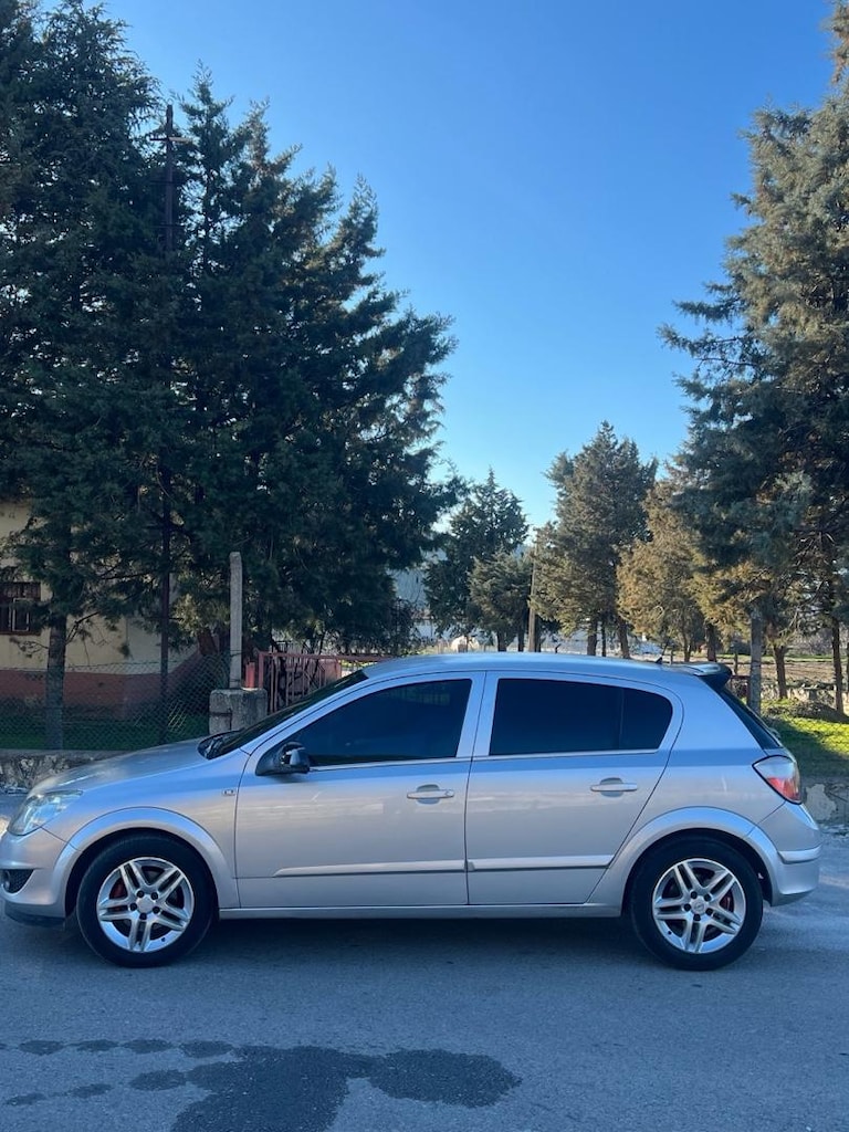 opel astra h - 4