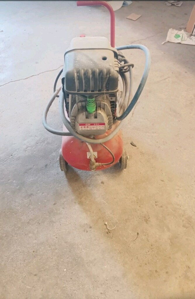 İtalyan Fiac GM 201 Kompresör - 1.5 HP 8 Bar - Hortum ve Tabanca - 4