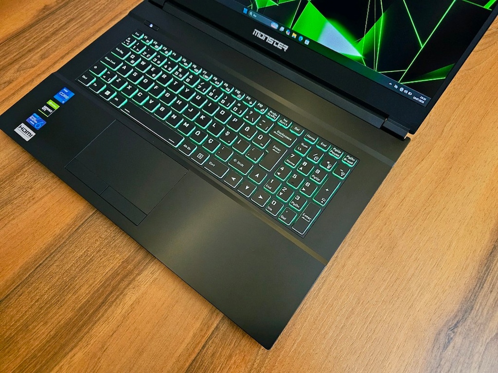 Monster Gaming Abra A7 Hatasiz Oyuncu Laptop - 4