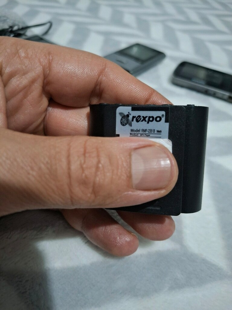 mp3-4 calar 4gb radyolu temiz - 2