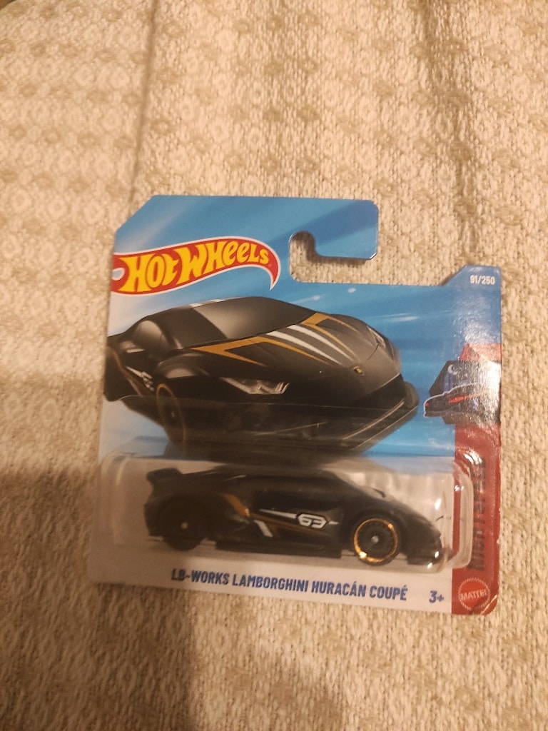 Hot wheels - 8