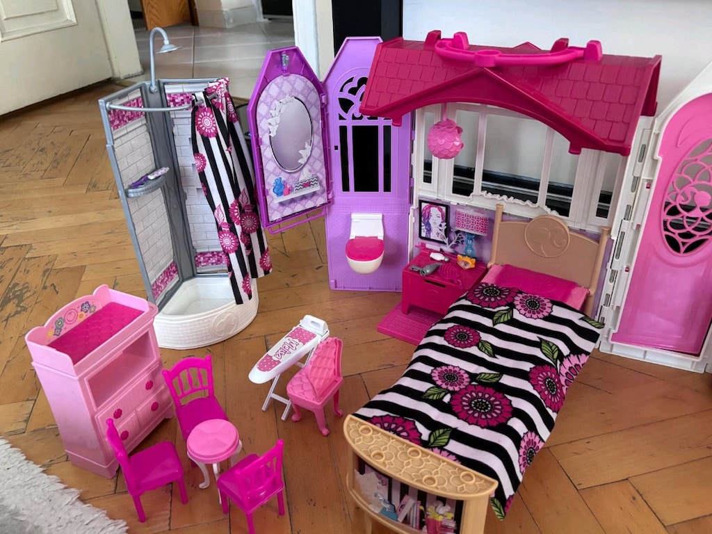 Barbie portatif taşınabilir ev - 3