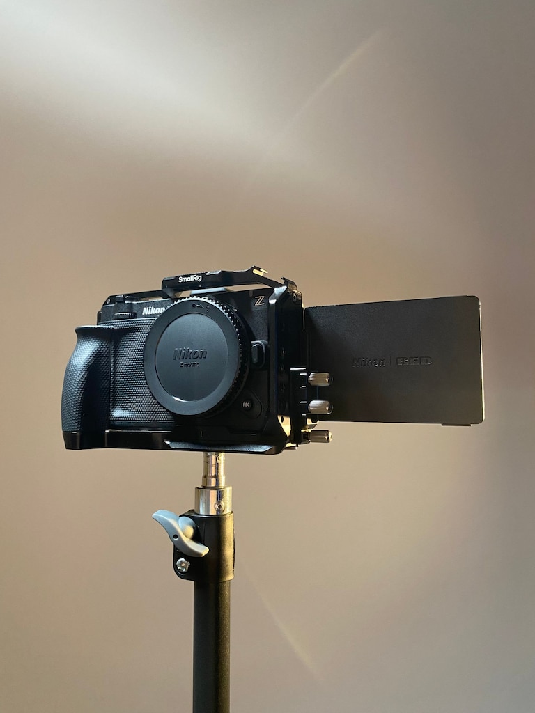 Nikon ZR 6K Body / SmallRig Kafes + Ek Orijinal Batarya - 5