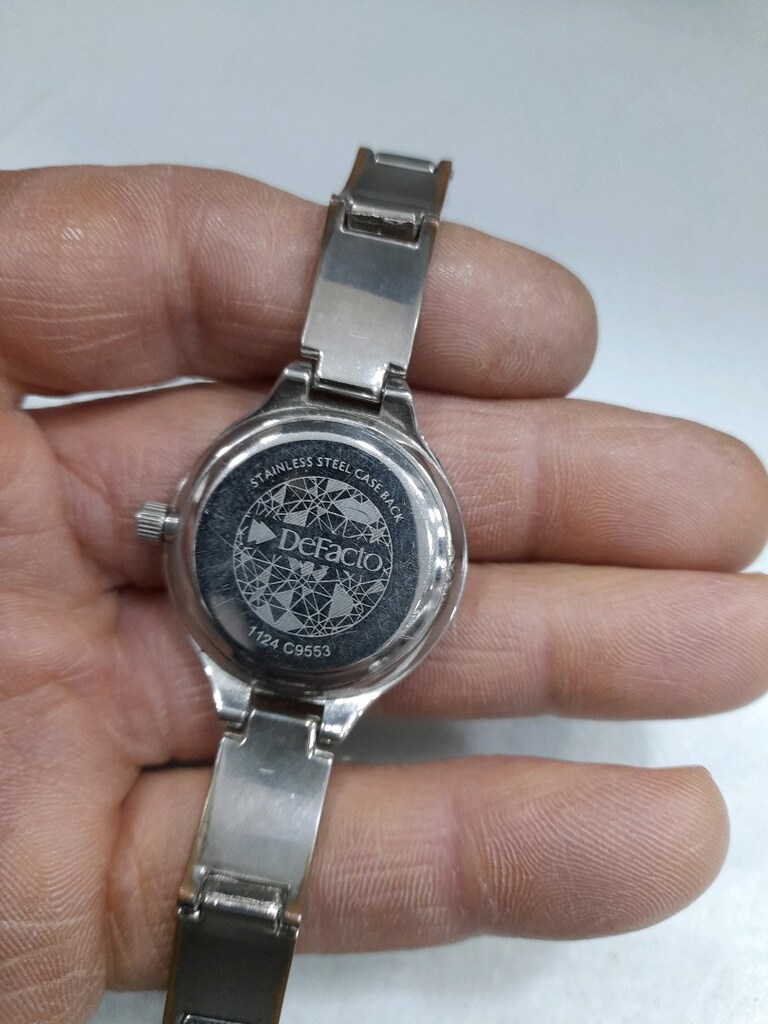 DeFacto bayan saat - 5