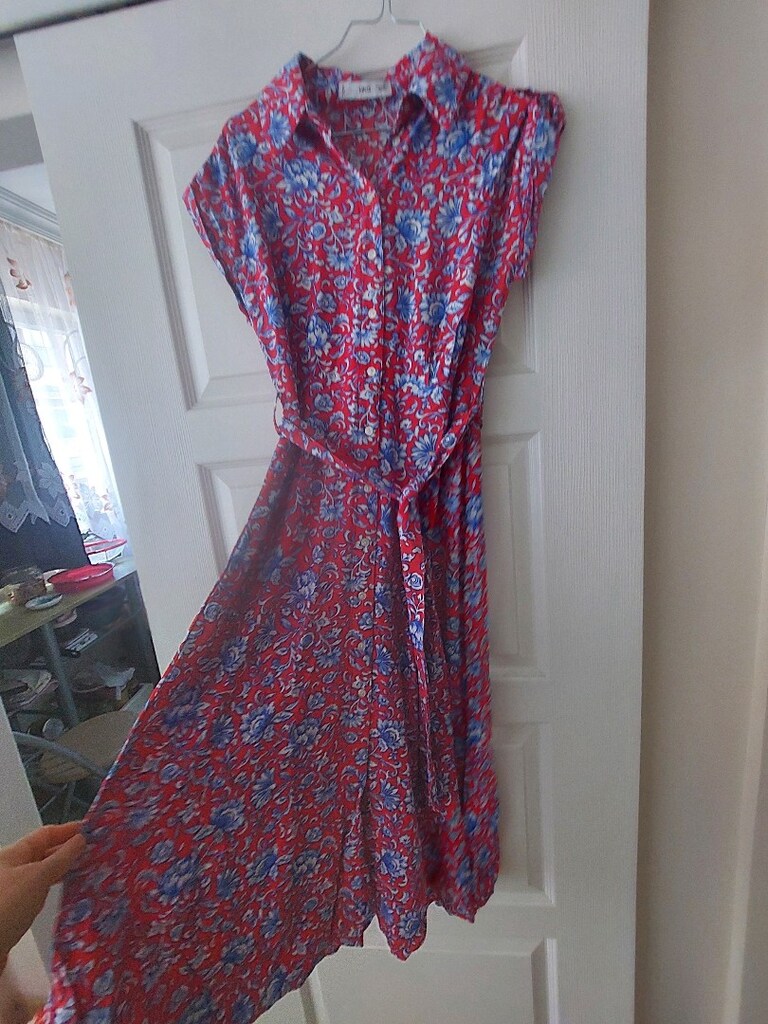 Çiçekli tril tril akfil kumaş elbise - 4