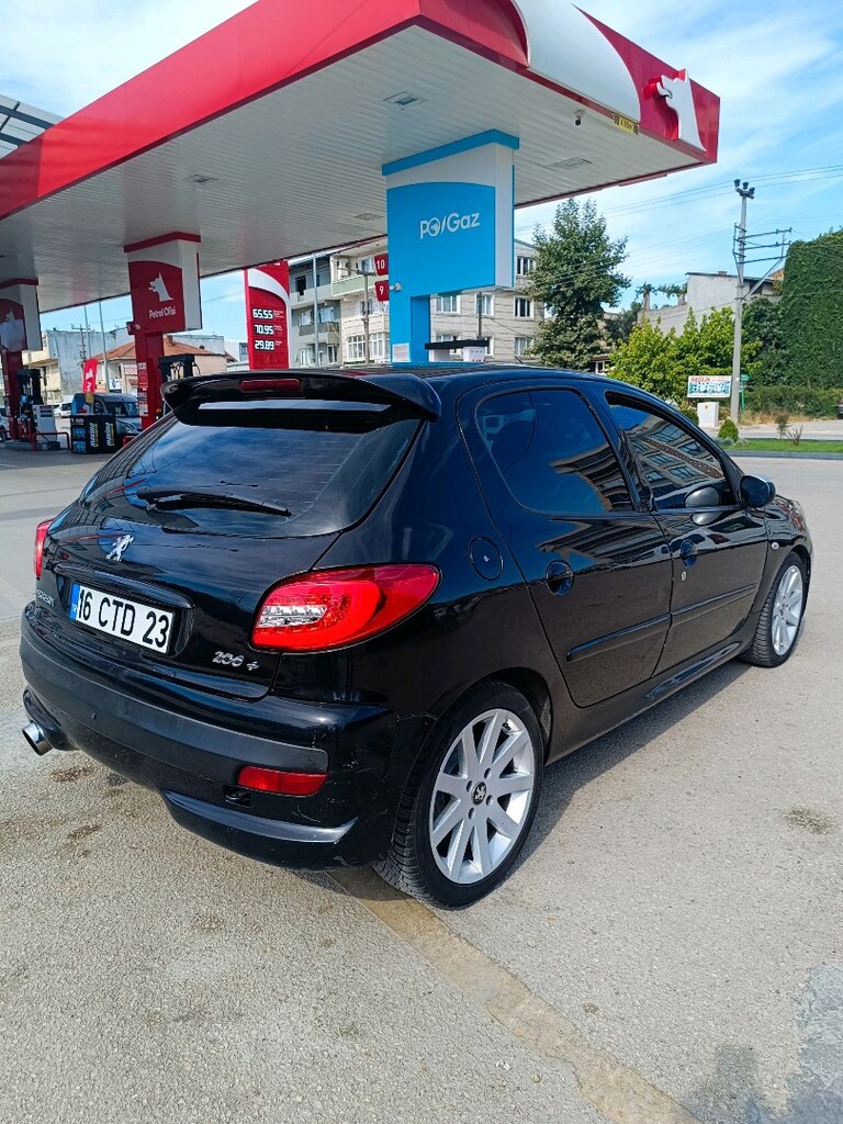 Peugeot 206+ - 3