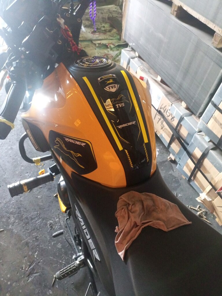 TVS raider125 - 4