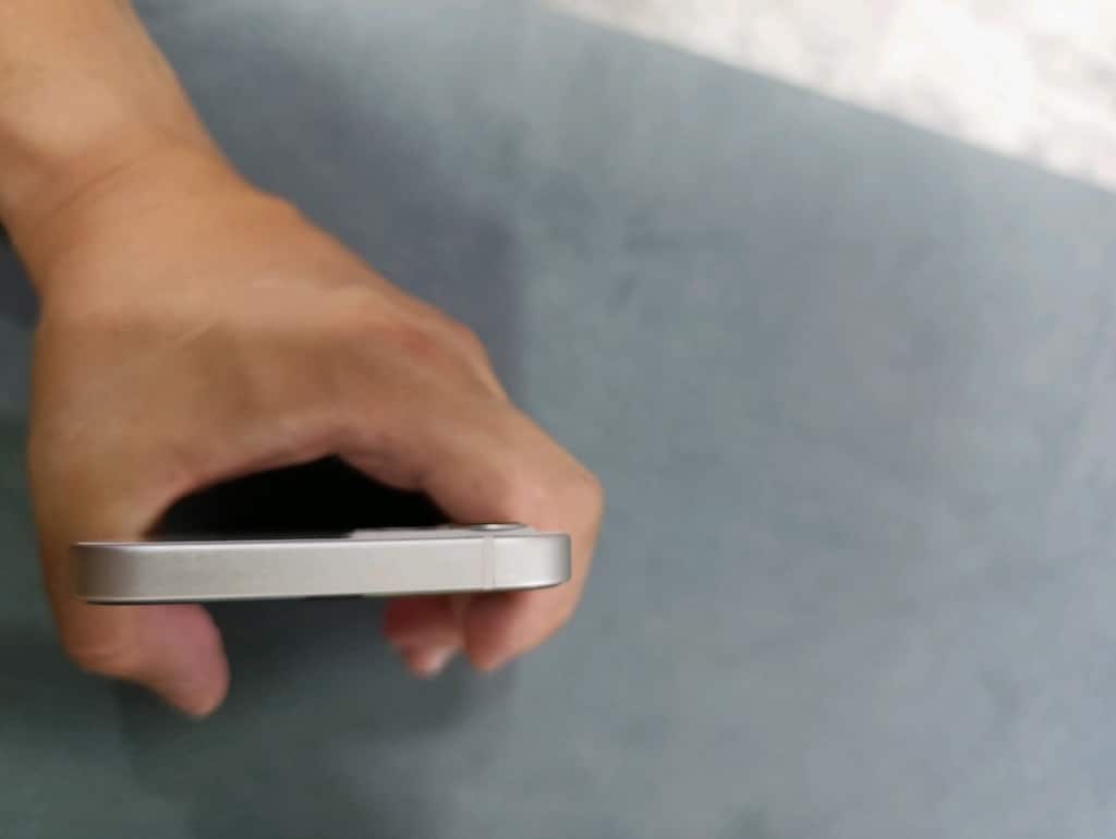 iPhone 12 - 7