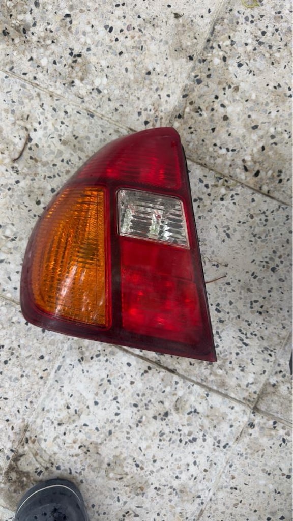 Renault Clio 2 Orijinal Temiz Arka Stop Takımı (Sağ - Sol) - 2
