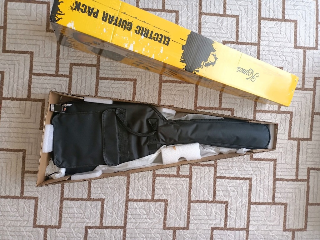 sıfır ayarında elektro gitar - 2