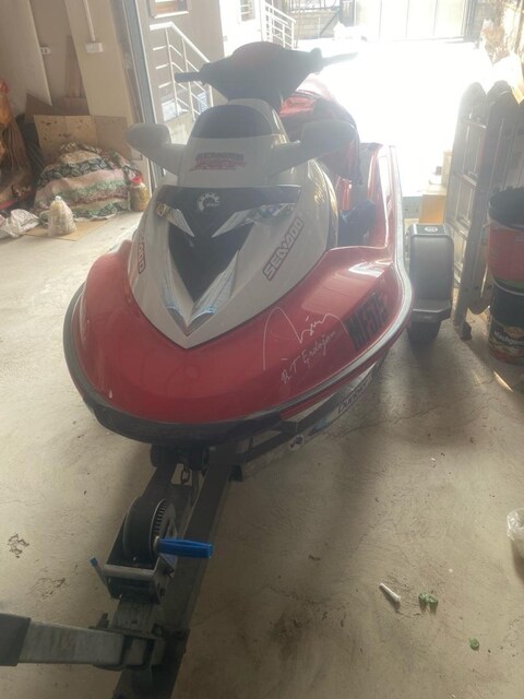 deniz taşıtı seadoo jetsky
