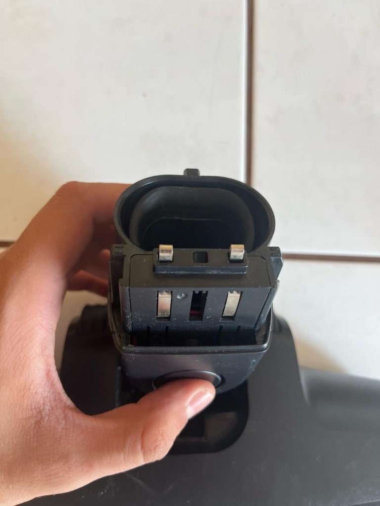 Electrolux WQ71-P50IB ve Pure Q9 Dikey Süpürge Turbo Başlık - 4