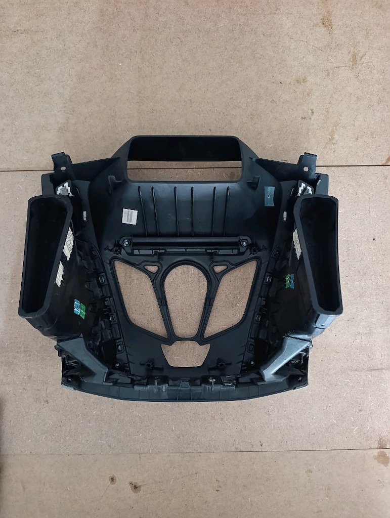 FORD FOKUS 3 RADYO-CD ÇALAR KONTROL PANEL ÇERÇEVESİ - 2