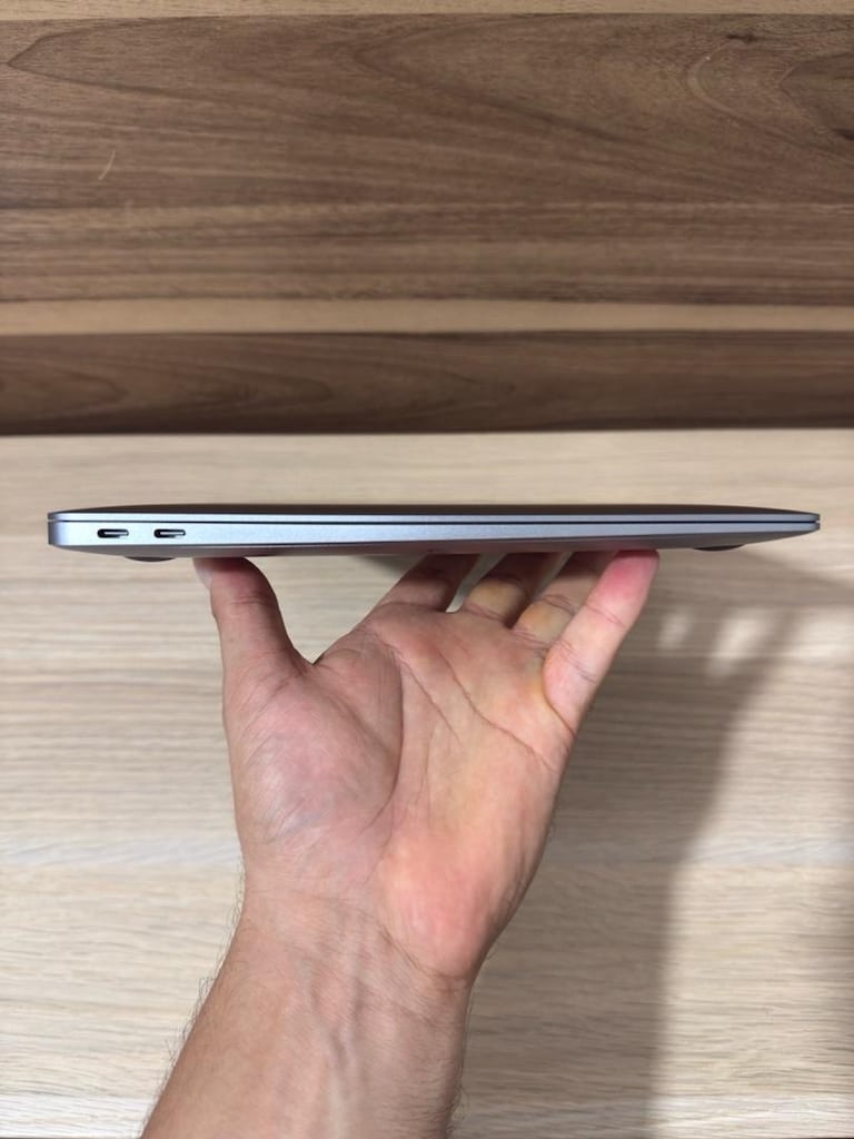 MacBook Air / M1 / 13 inç / 8 GB Ram / 512 GB Ssd - 5